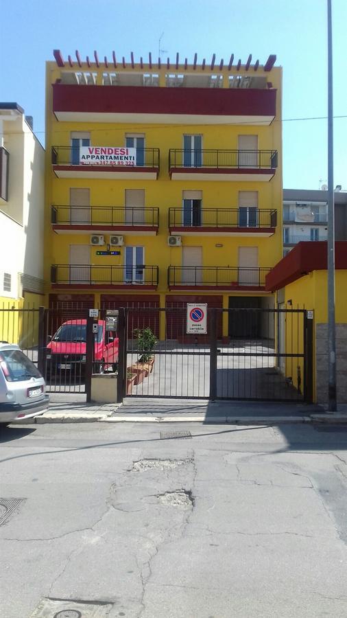 Le Tre Rose Bed & Breakfast Casamassima Exterior photo