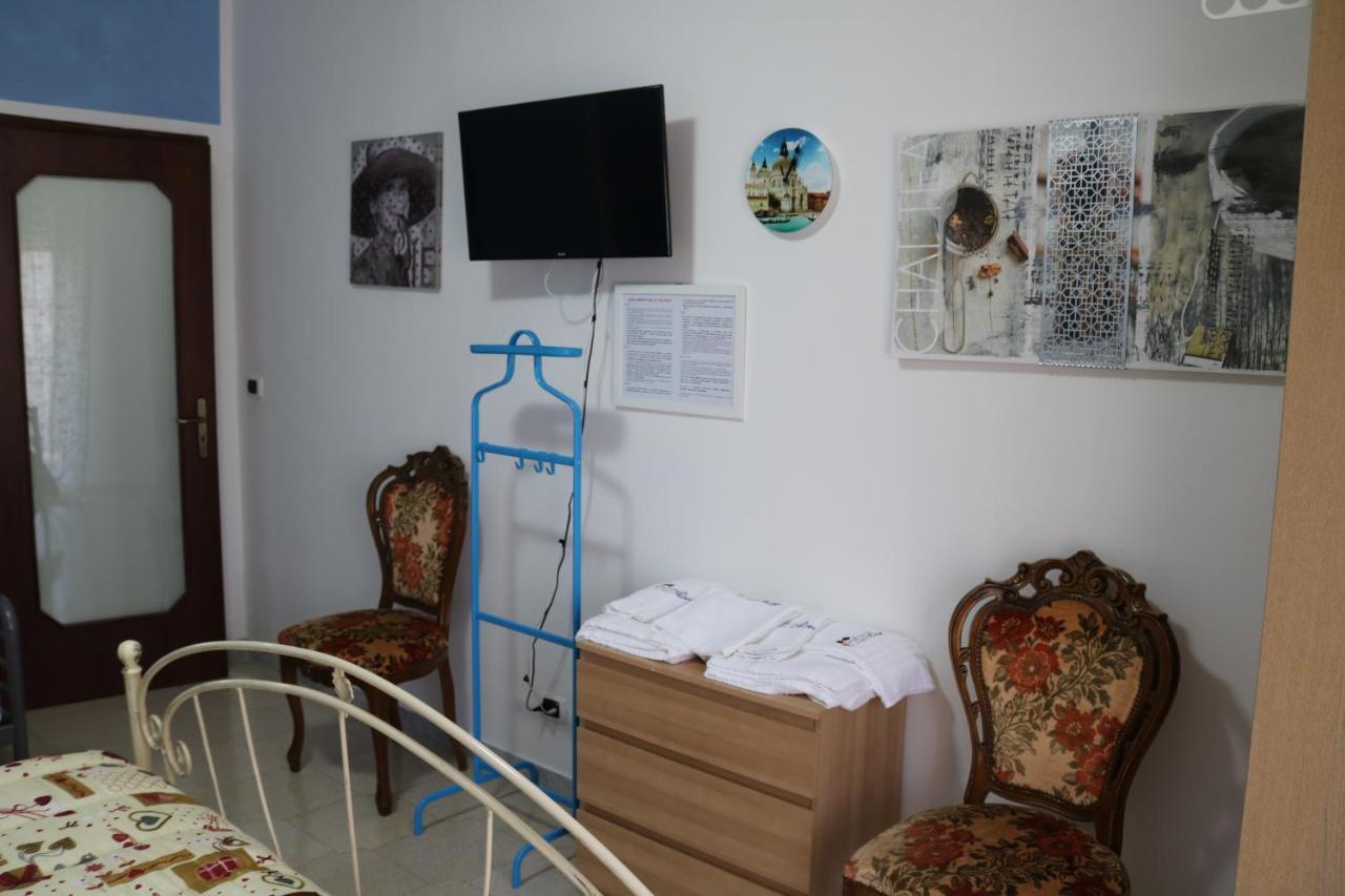 Le Tre Rose Bed & Breakfast Casamassima Exterior photo
